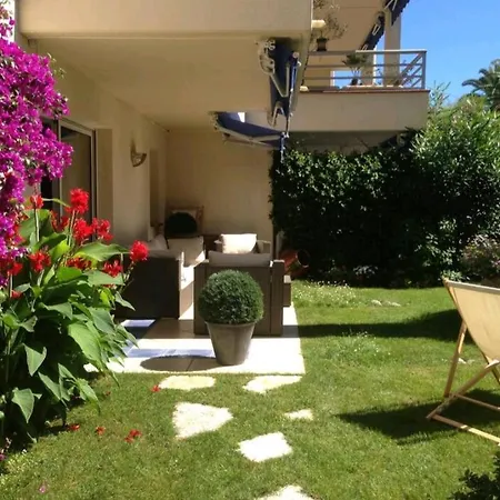 شقة T4 3chambres, Jardin, Piscine Chauffee Proche De La أنتيب