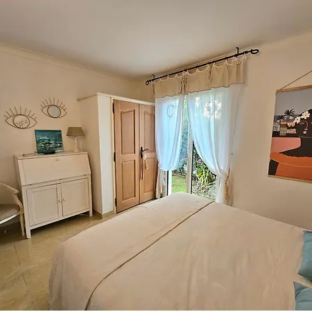 T4 3chambres, Jardin, Piscine Chauffee Proche De La شقة